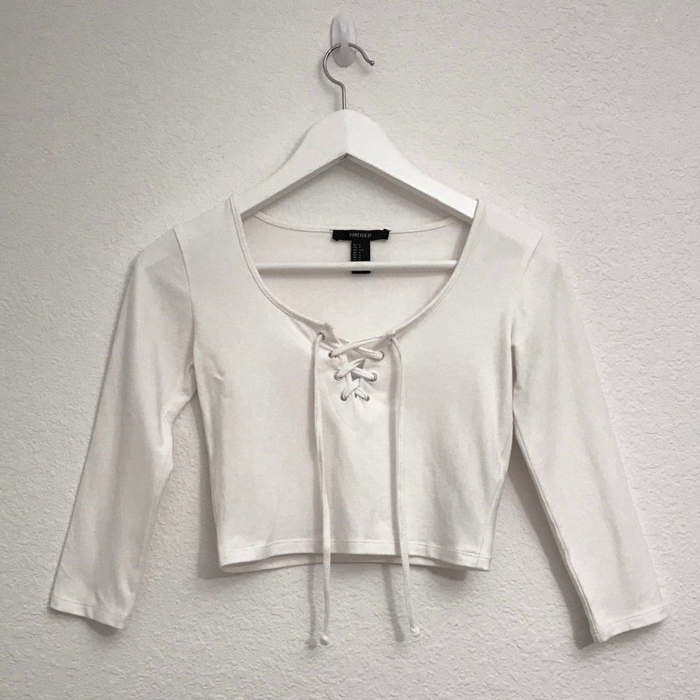 Forever 21 White Front-Tie 3/4 Sleeve Crop Top S